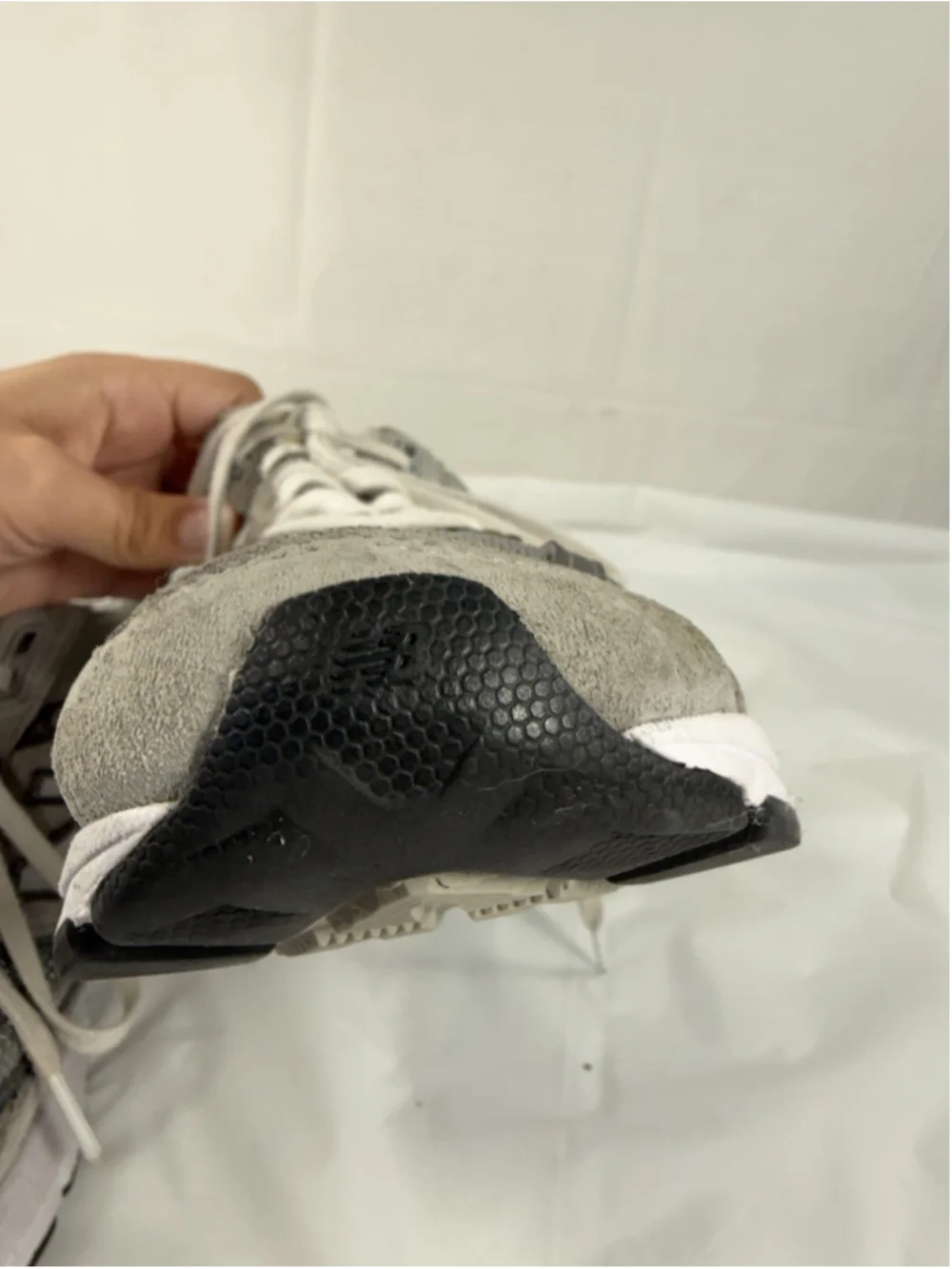 New Balance 990V6 Running Shoes MENS Size 9B Gray M990GLB